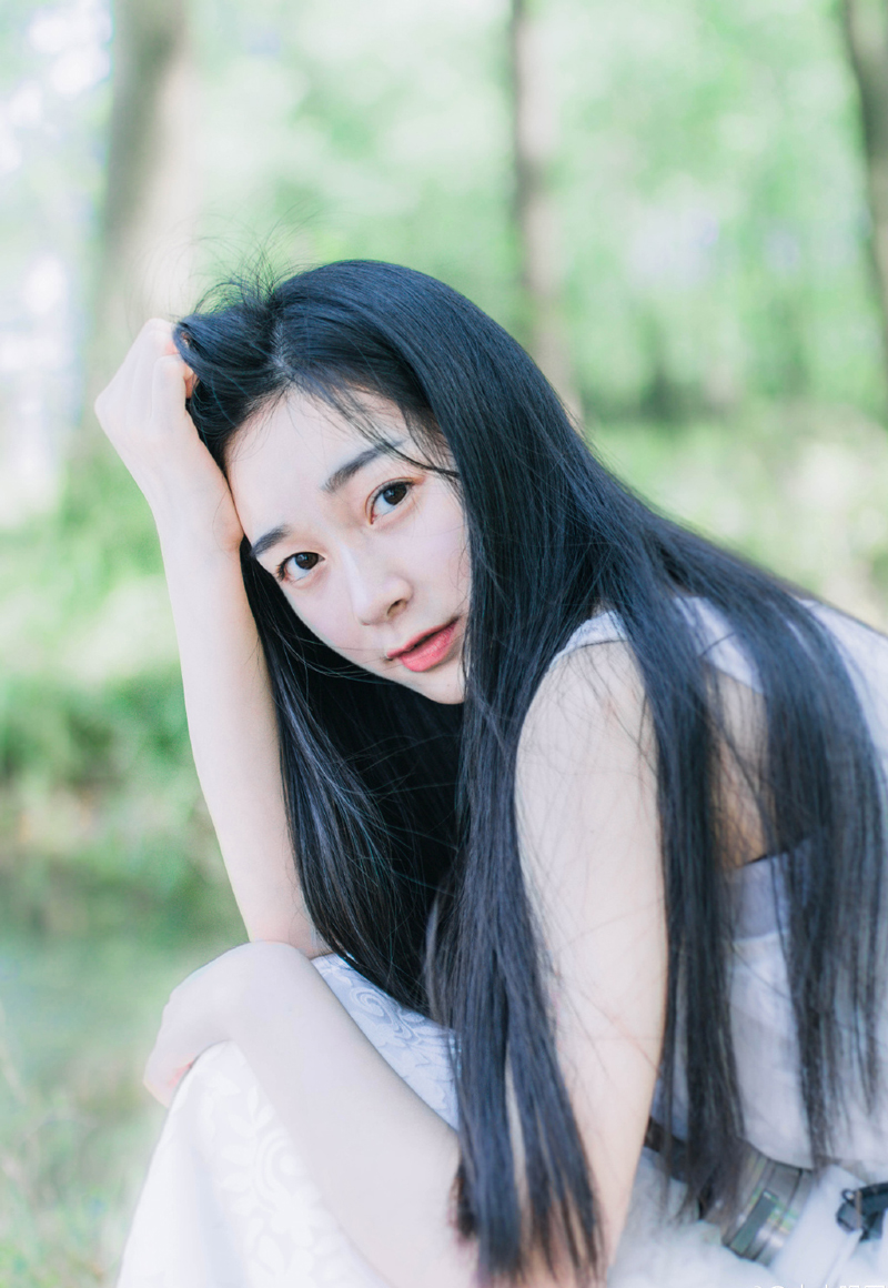 盆景秀木正因为被人溺爱，才破灭了成为栋梁之材的梦。
